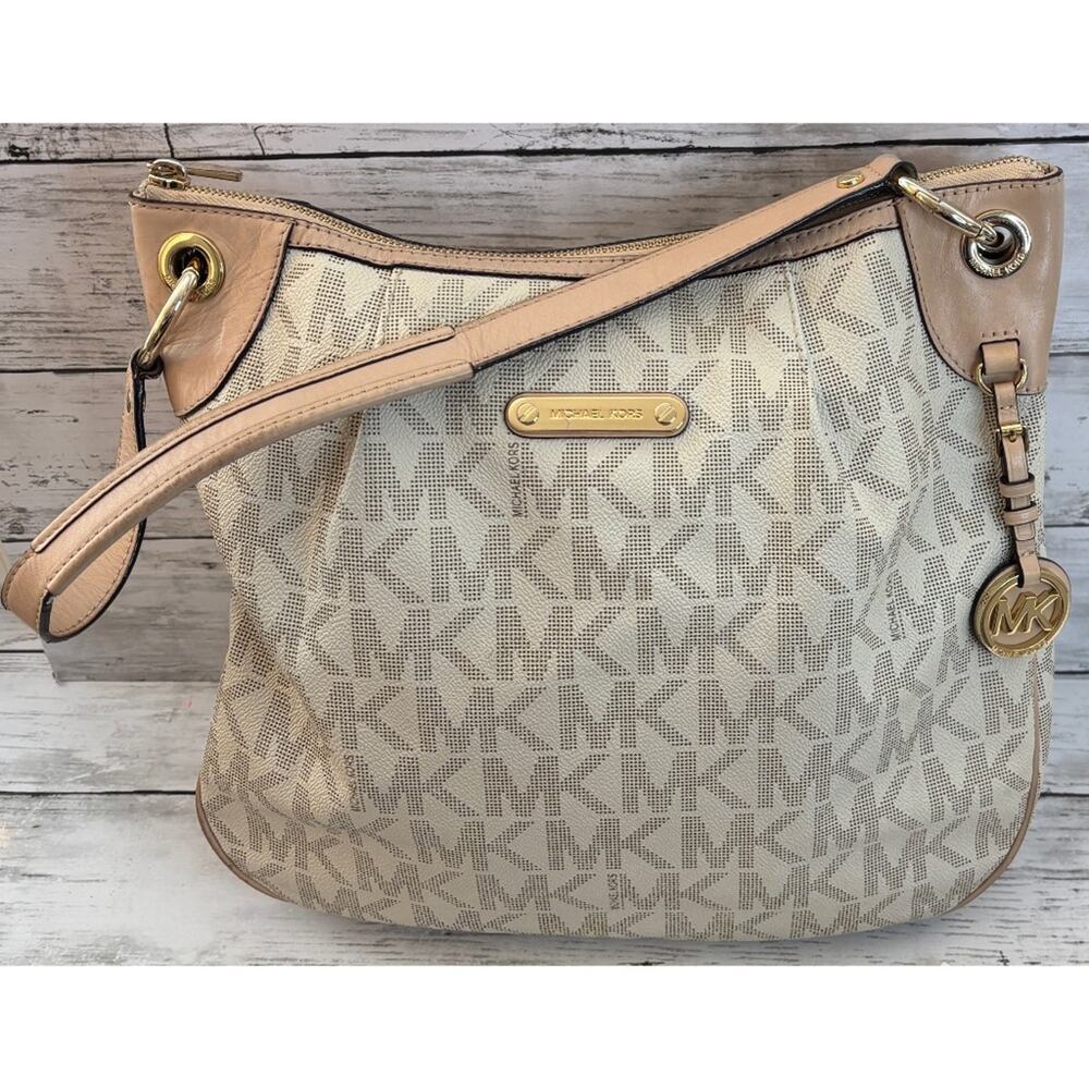 Michael Kors Women’s Jet Set Large Convertible Shoulder Bag
